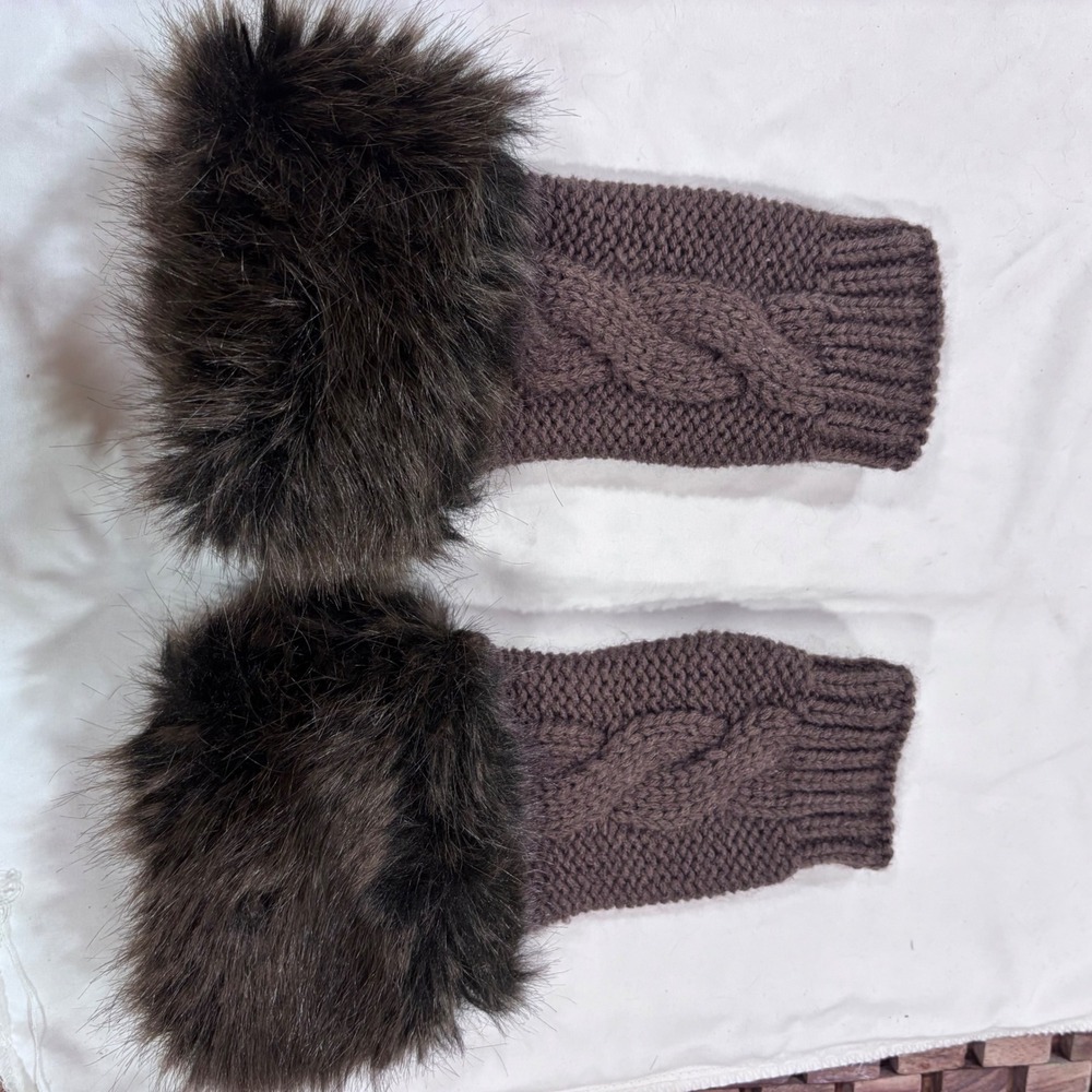 Glove Faux Fur Fingerless Gloves Knit Brown Faux Fur Trim Cozy Winter Women NWOT - Picture 3 of 6